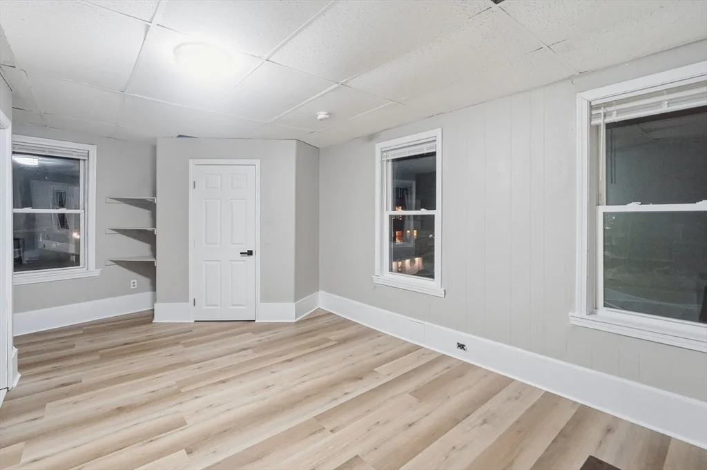 3 bed, 1 bath apartment for rent at 168 Lunenburg St Unit 3L, Fitchburg — photo 8 of 19