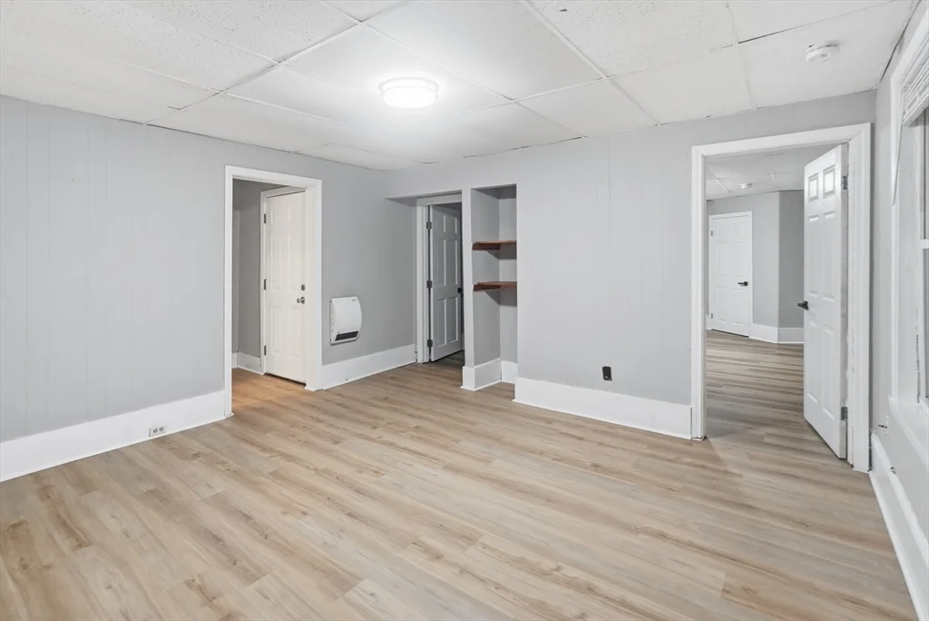 3 bed, 1 bath apartment for rent at 168 Lunenburg St Unit 3L, Fitchburg — photo 7 of 19