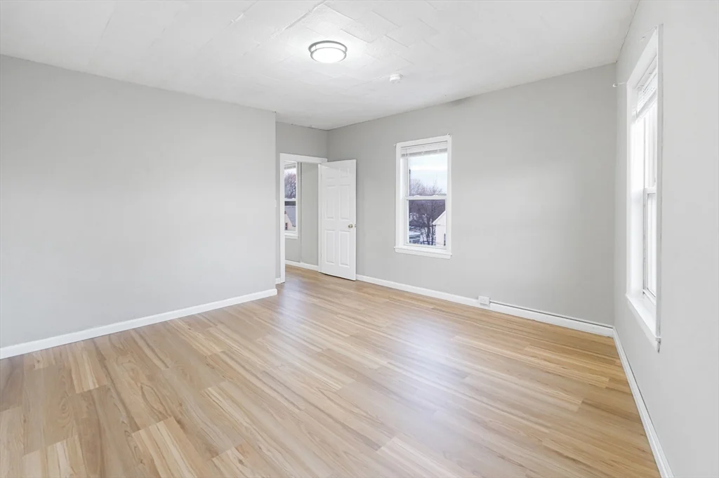 3 bed, 1 bath apartment for rent at 168 Lunenburg St Unit 3R, Fitchburg — photo 11 of 17