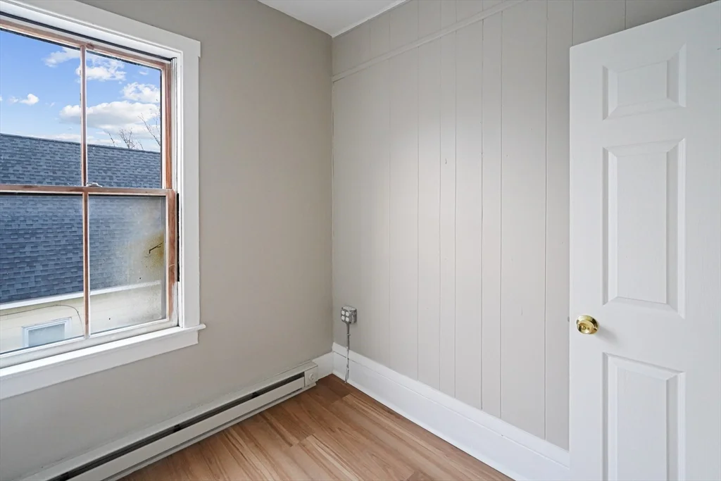 3 bed, 1 bath apartment for rent at 168 Lunenburg St Unit 3R, Fitchburg — photo 15 of 17