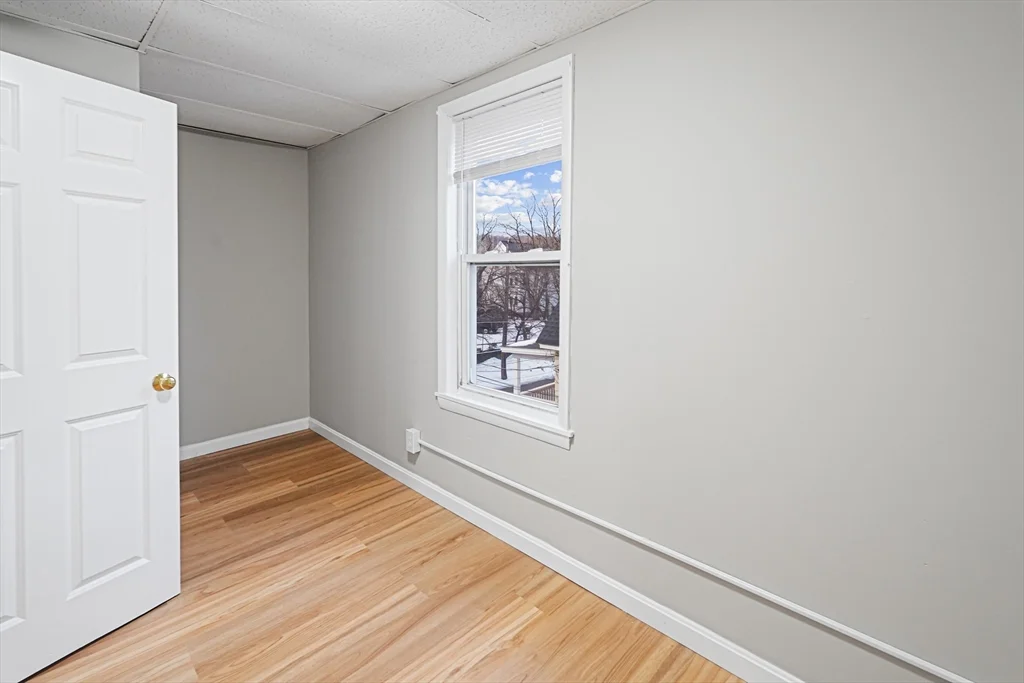 3 bed, 1 bath apartment for rent at 168 Lunenburg St Unit 3R, Fitchburg — photo 16 of 17