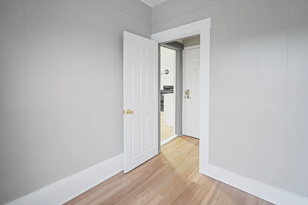 3 bed, 1 bath apartment for rent at 168 Lunenburg St Unit 3R, Fitchburg — photo 14 of 17