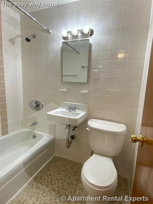 1 bed, 1 bath apartment for rent at 168 N Beacon St Unit 21, Brighton — photo 3 of 5