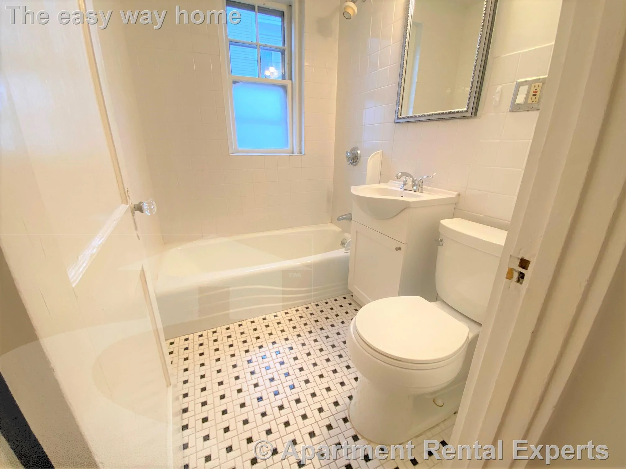 1 bed, 1 bath apartment for rent at 168 Norfolk St Unit 2, Central Square — photo 4 of 5