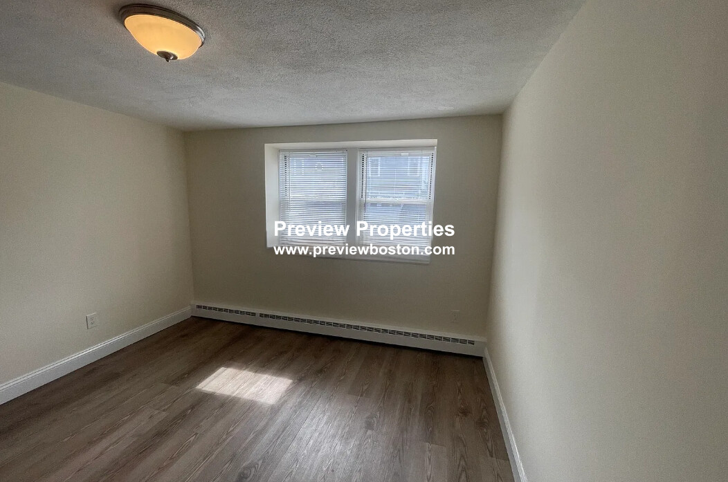 1 bed, 1 bath apartment for rent at 168 North Beacon St Unit 1P, Brighton — photo 7 of 9