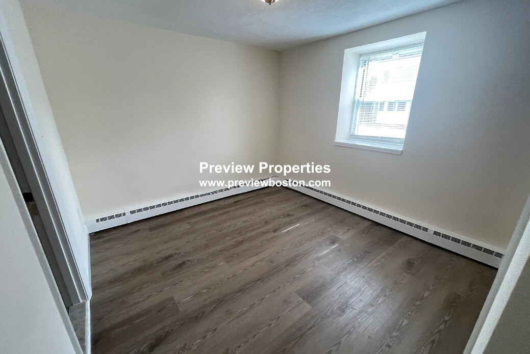 1 bed, 1 bath apartment for rent at 168 North Beacon St Unit 1P, Brighton — photo 3 of 9