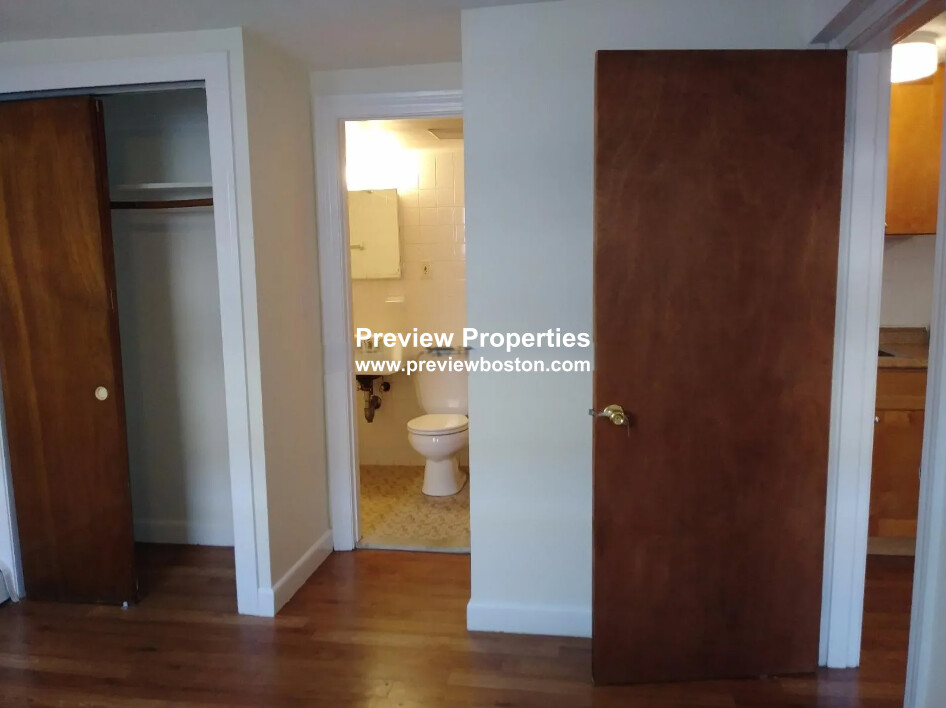 1 bed, 1 bath apartment for rent at 168 North Beacon St Unit 2M, Brighton — photo 3 of 8