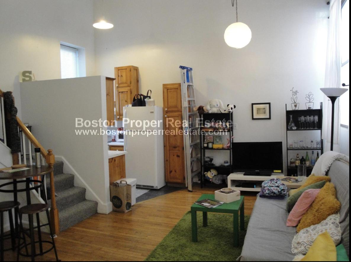 2 bed, 1 bath apartment for rent at 168 Northampton St Unit 1A, Roxbury