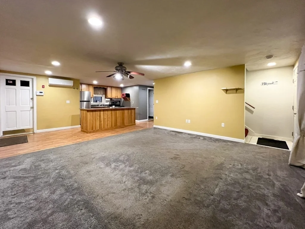 3 bed, 2 bath apartment for rent at 168 Park Ave, Wareham — photo 7 of 21