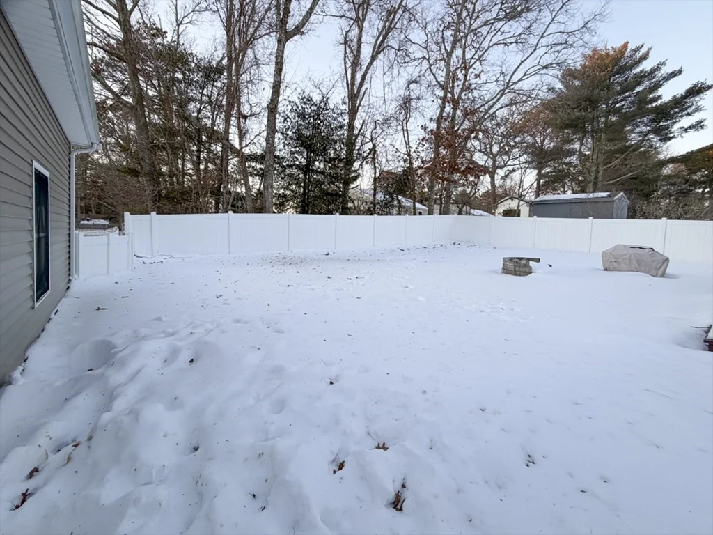 3 bed, 2 bath apartment for rent at 168 Park Ave, Wareham — photo 21 of 21