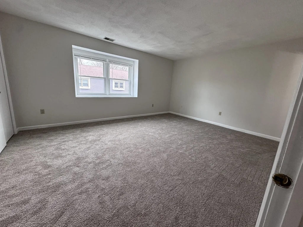 2 bed, 1 bath apartment for rent at 168 Pine St Unit 2, Danvers — photo 11 of 21