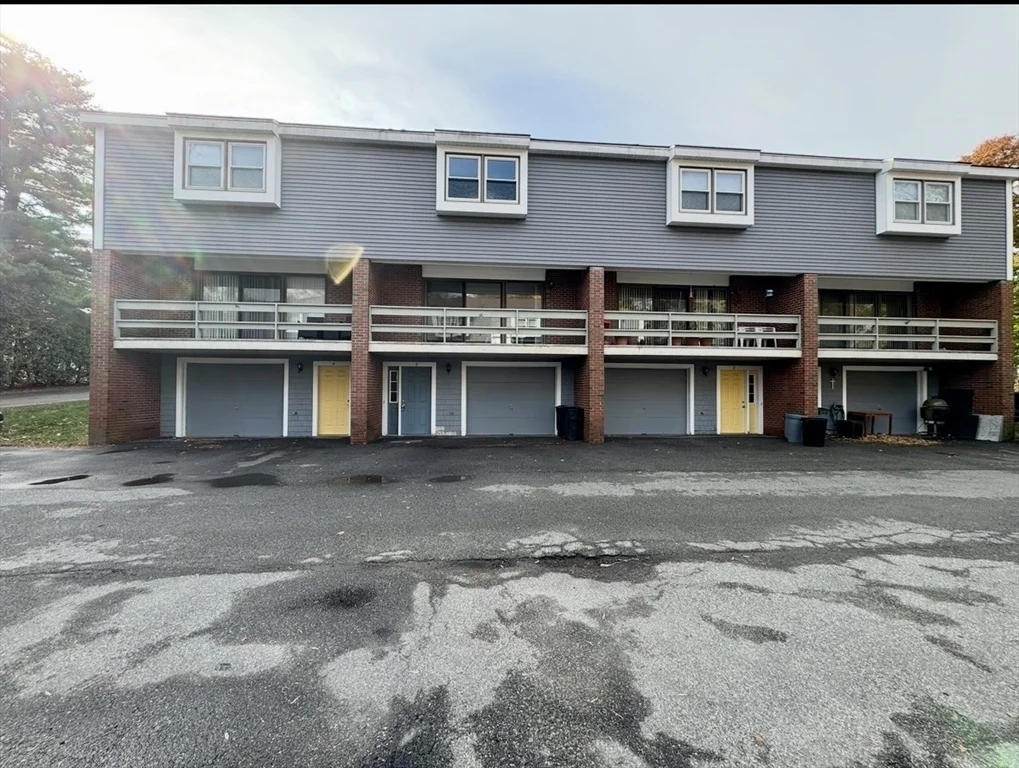 2 bed, 1 bath apartment for rent at 168 Pine St Unit 2, Danvers — photo 1 of 21