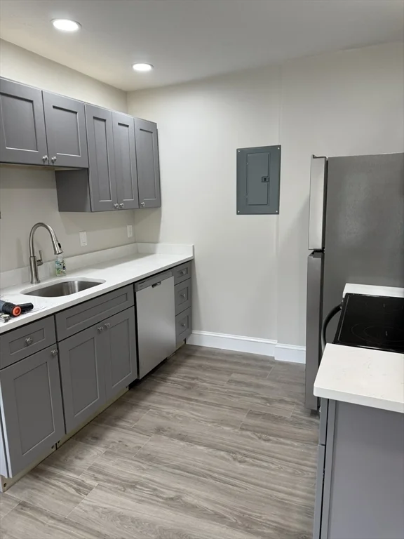 1 bed, 1 bath apartment for rent at 168 Wales St Unit 1, Abington — photo 3 of 7
