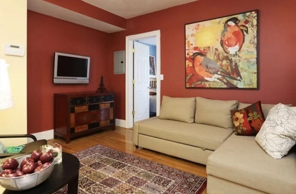 1 bed, 1 bath apartment for rent at 168 West Sixth St Unit 2, South Boston — photo 4 of 9