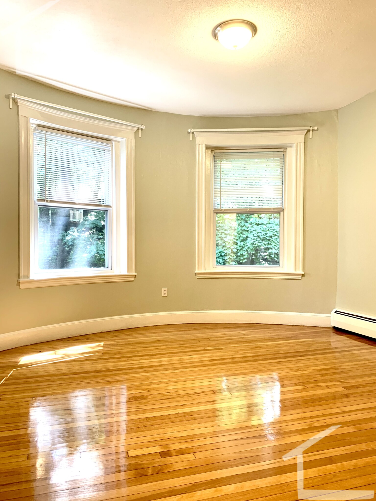 2 bed, 1 bath apartment for rent at 168 Winthrop Rd Unit 3, Aspinwall Hill — photo 4 of 8