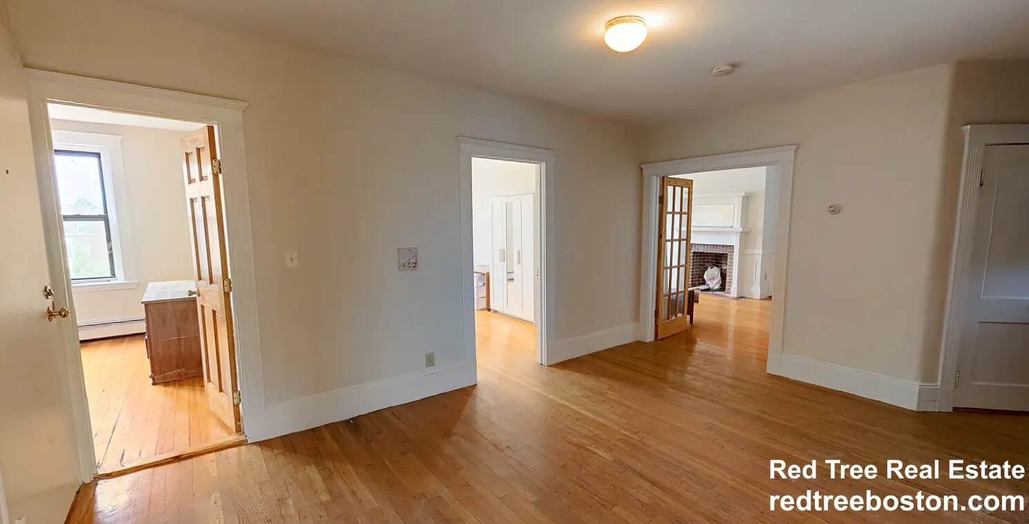 4 bed, 1 bath apartment for rent at 1680 Commonwealth Ave Unit 4, Brighton — photo 10 of 12
