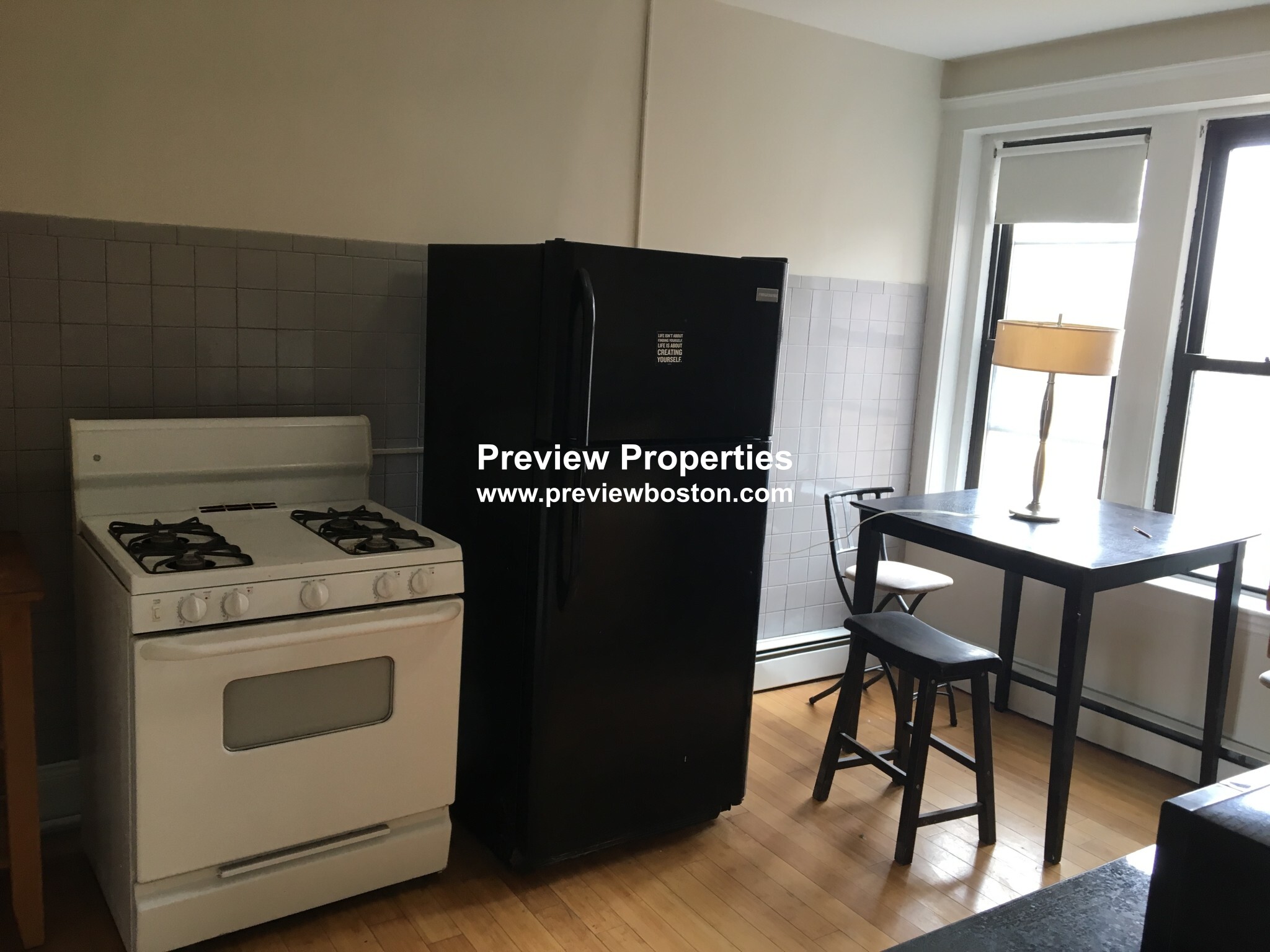 4 bed, 1 bath apartment for rent at 1680 Commonwealth Ave Unit 4P, Brighton — photo 4 of 10