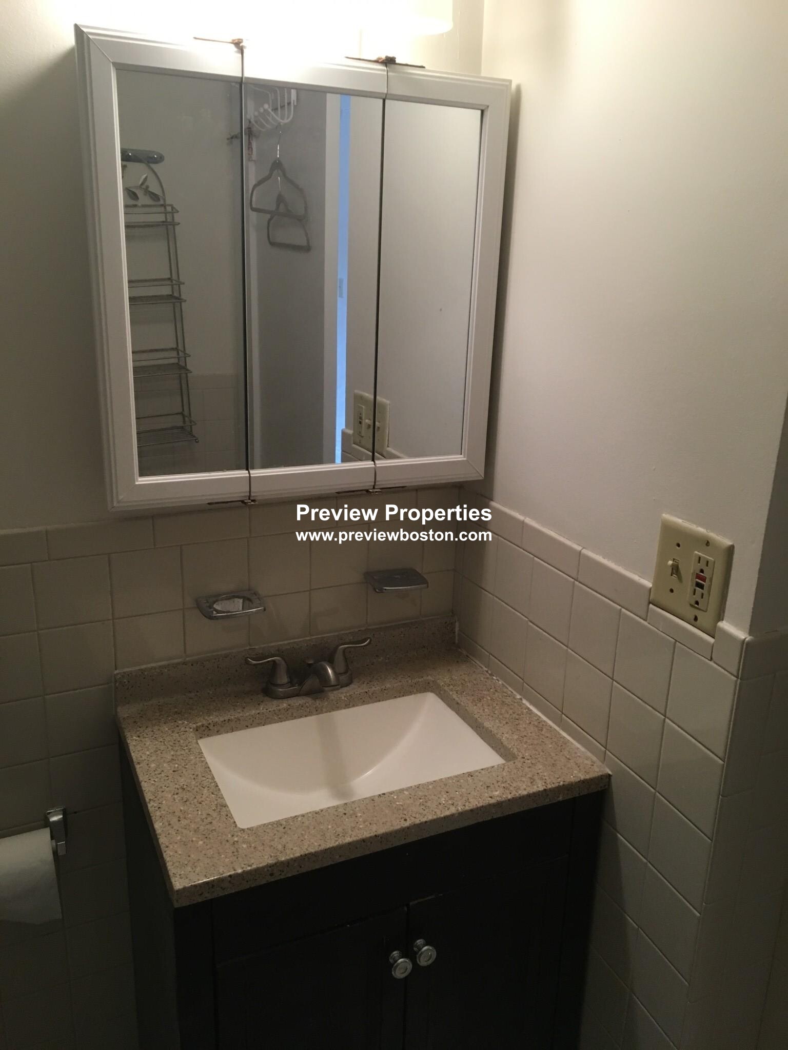 4 bed, 1 bath apartment for rent at 1680 Commonwealth Ave Unit 4P, Brighton — photo 10 of 10