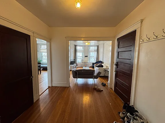 3.5 bed, 2 bath apartment for rent at 1681 Beacon St Unit 1, Aspinwall Hill — photo 15 of 17
