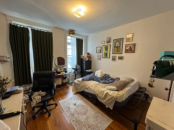 3.5 bed, 2 bath apartment for rent at 1681 Beacon St Unit 1, Aspinwall Hill — photo 12 of 17