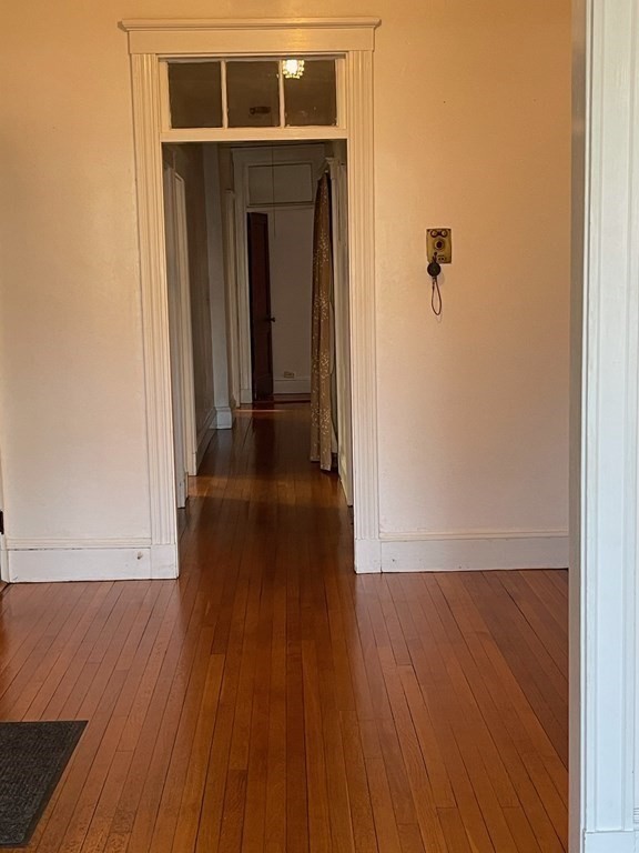3 bed, 2 bath apartment for rent at 1681 Beacon St Unit 3, Aspinwall Hill — photo 5 of 9