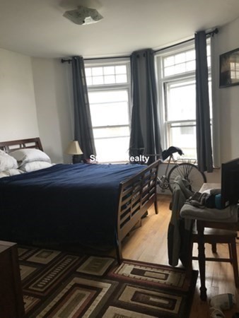 3 bed, 2 bath apartment for rent at 1681 Beacon St Unit 3, Aspinwall Hill — photo 6 of 9