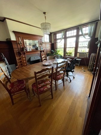 3 bed, 2 bath apartment for rent at 1681 Beacon St Unit 3, Aspinwall Hill — photo 3 of 9