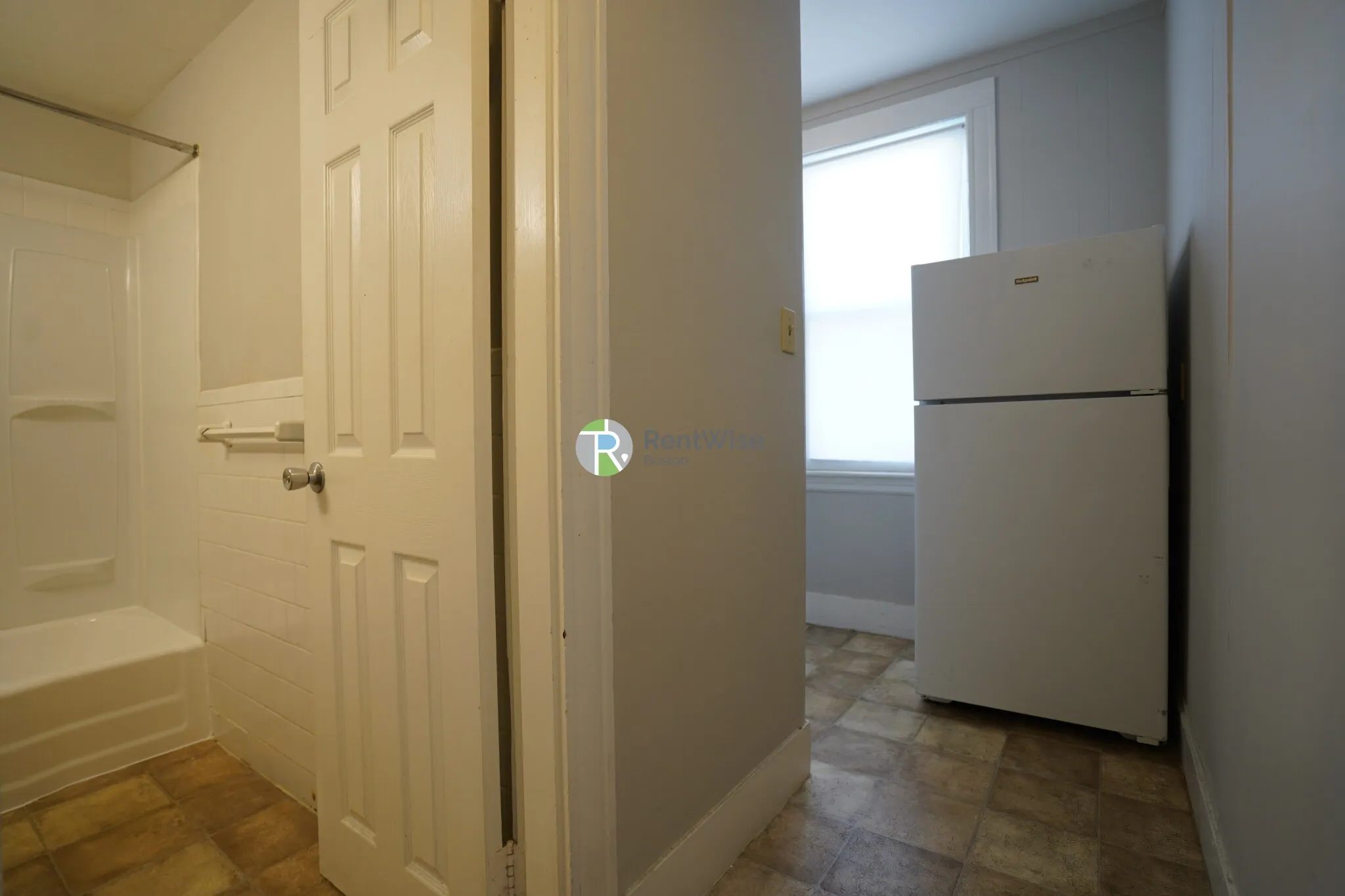 1 bed, 1 bath apartment for rent at 1681 Commonwealth Ave Unit 1, Brighton — photo 5 of 12
