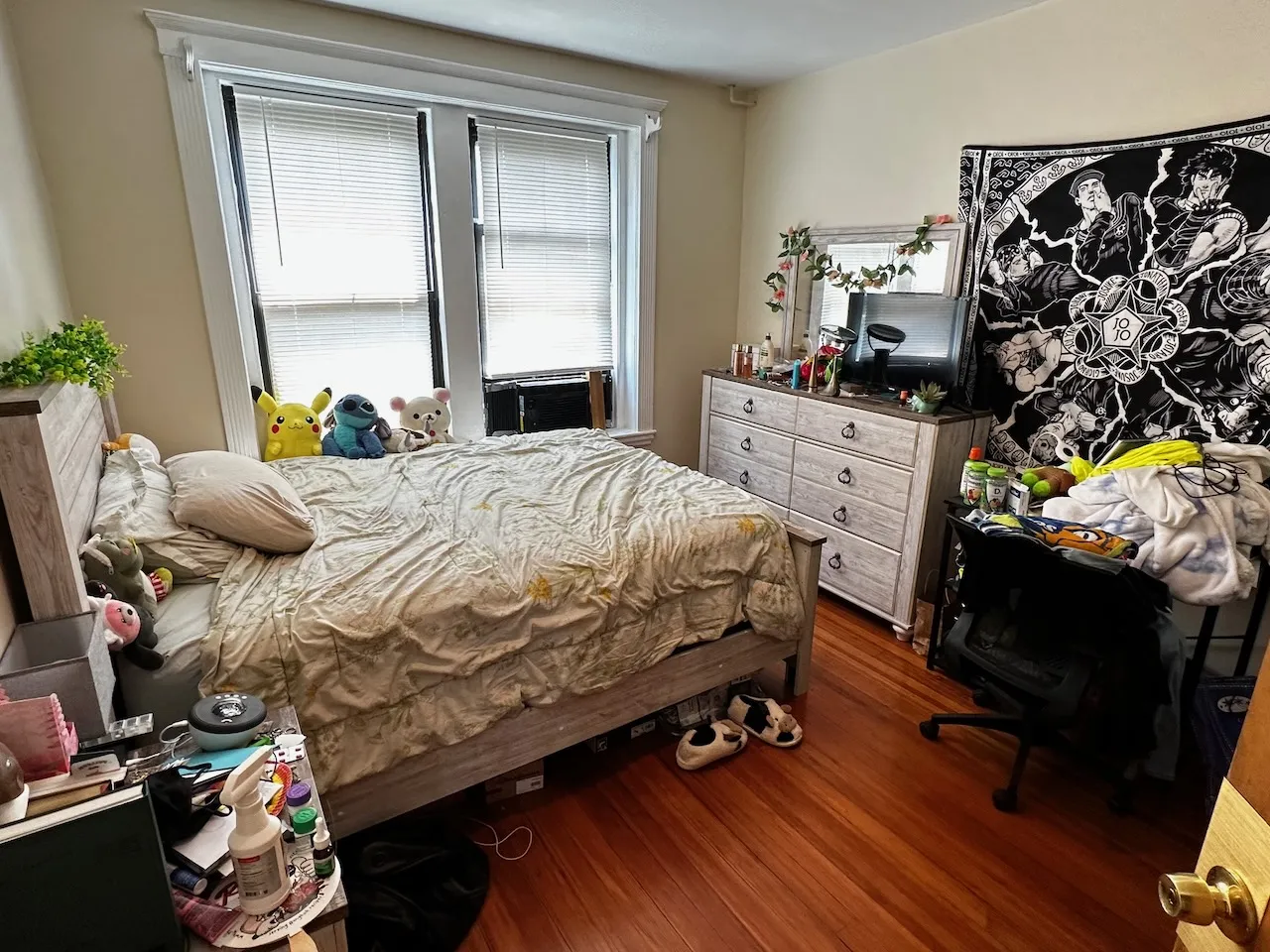 5 bed, 1 bath apartment for rent at 1682 Commonwealth Ave Unit 2, Brighton — photo 14 of 35