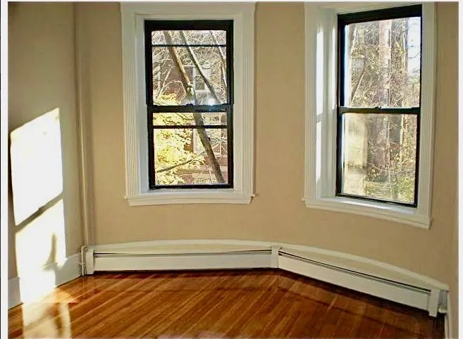 5 bed, 1 bath apartment for rent at 1682 Commonwealth Ave Unit 2, Brighton — photo 31 of 35