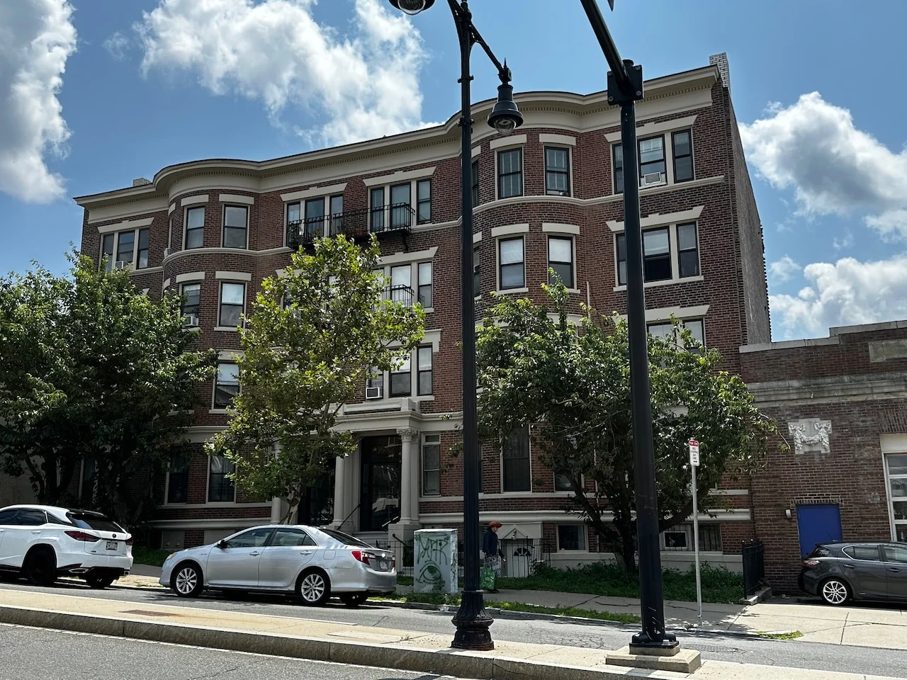 5 bed, 1 bath apartment for rent at 1682 Commonwealth Ave Unit 2, Brighton — photo 35 of 35