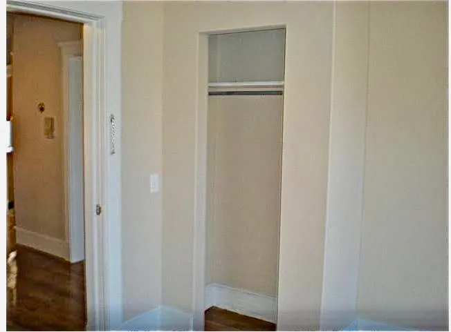 5 bed, 1 bath apartment for rent at 1682 Commonwealth Ave Unit 2, Brighton — photo 33 of 35