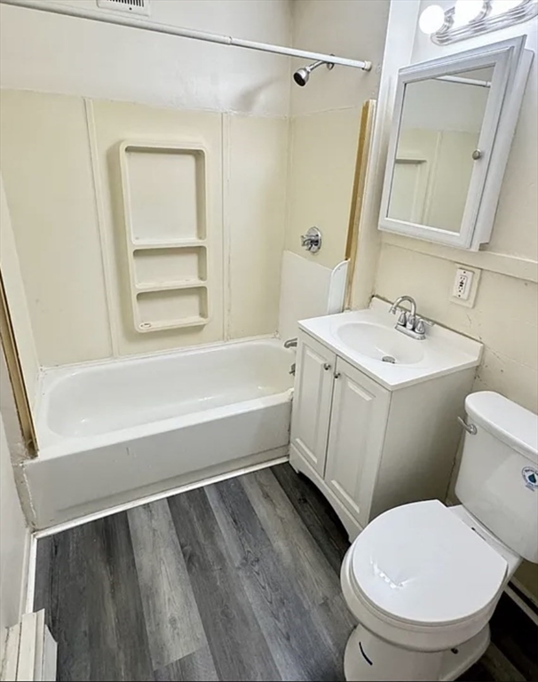 3 bed, 1 bath apartment for rent at 1682 Commonwealth Ave Unit 3, Brighton — photo 12 of 16