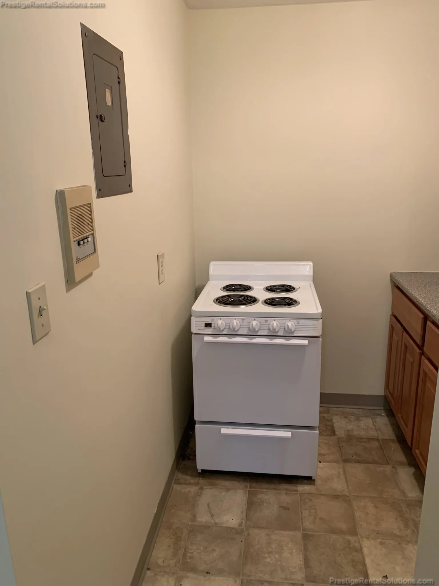 1 bed, 1 bath apartment for rent at 1683 Commonwealth Ave Unit 2, Brighton — photo 3 of 11
