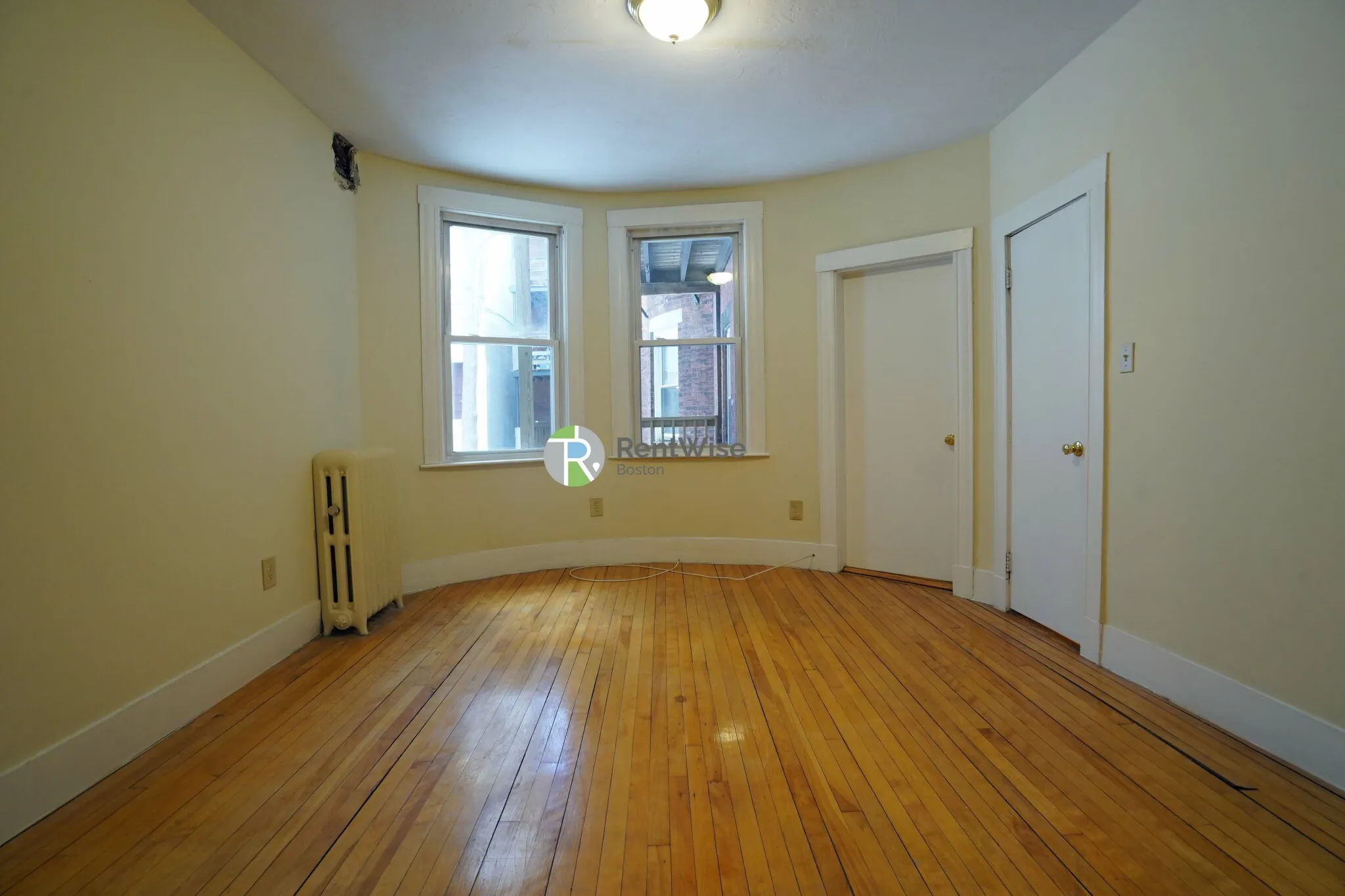 1 bed, 1 bath apartment for rent at 1683 Commonwealth Ave Unit 2A, Brighton