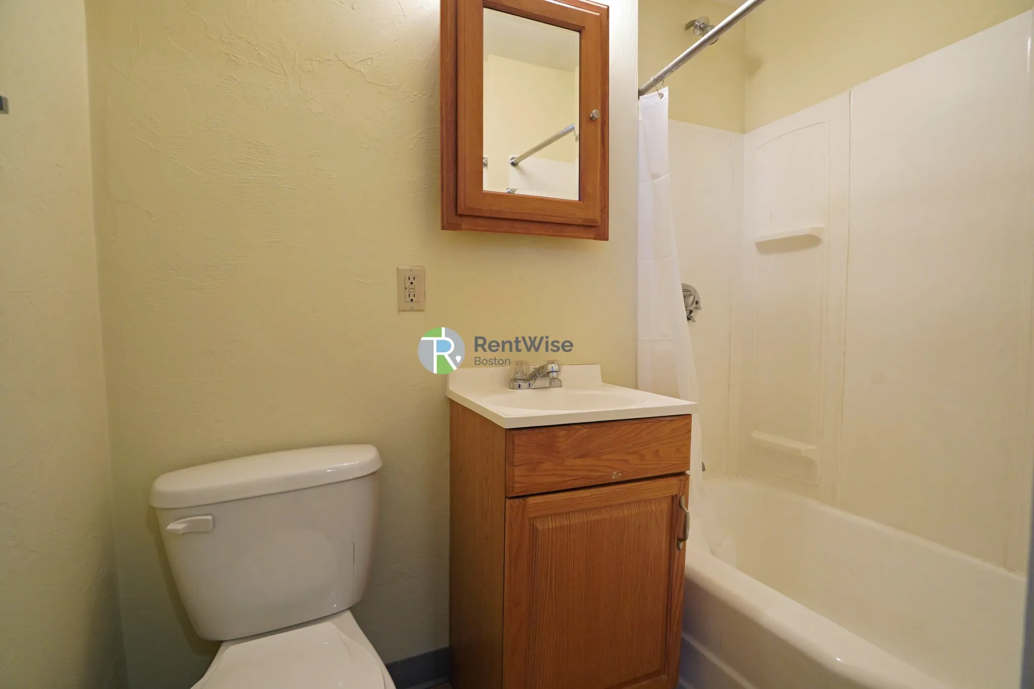 1 bed, 1 bath apartment for rent at 1683 Commonwealth Ave Unit 2A, Brighton — photo 11 of 12