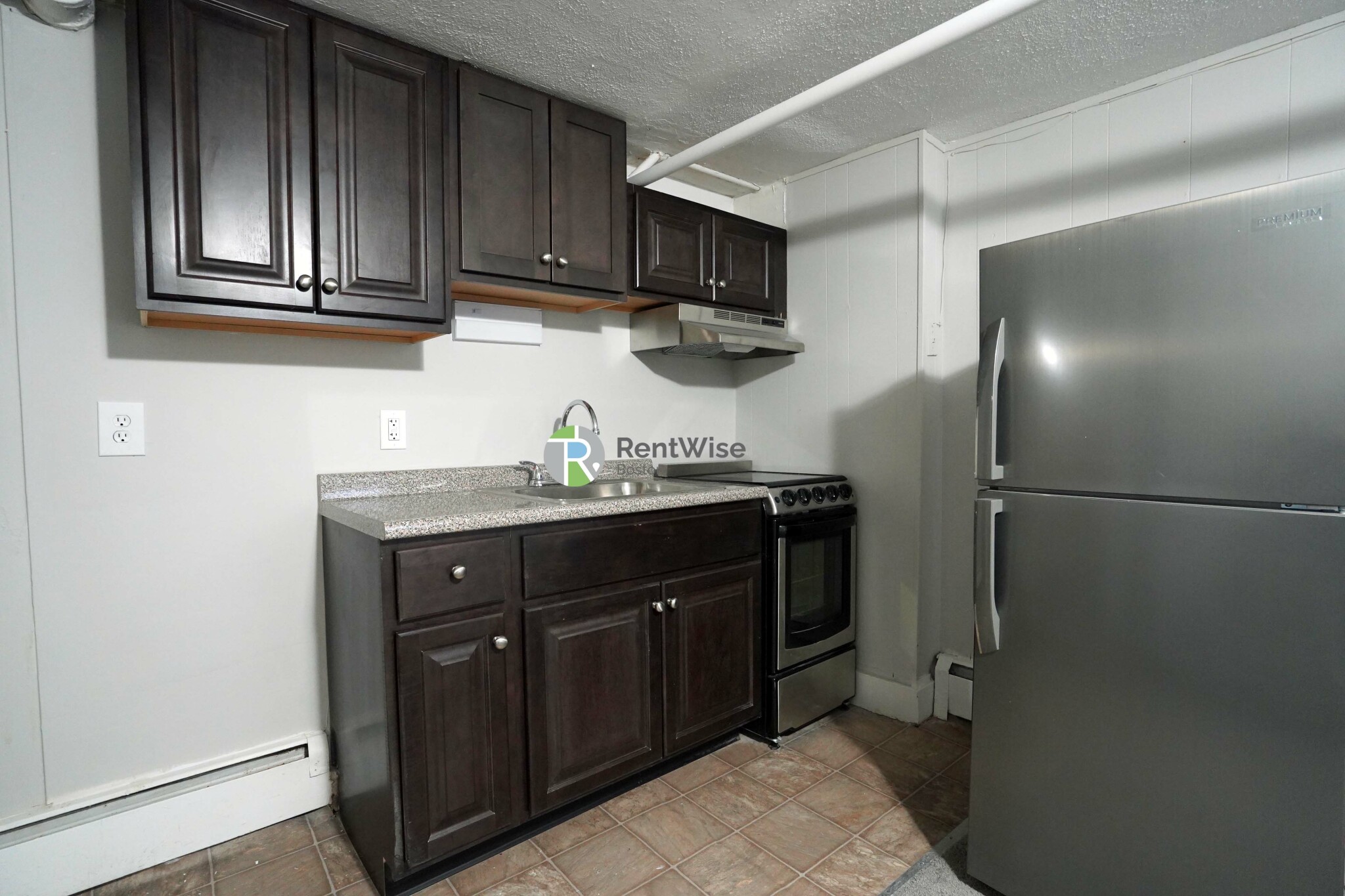 1 bed, 1 bath apartment for rent at 1683 Commonwealth Ave Unit B2, Brighton — photo 4 of 18