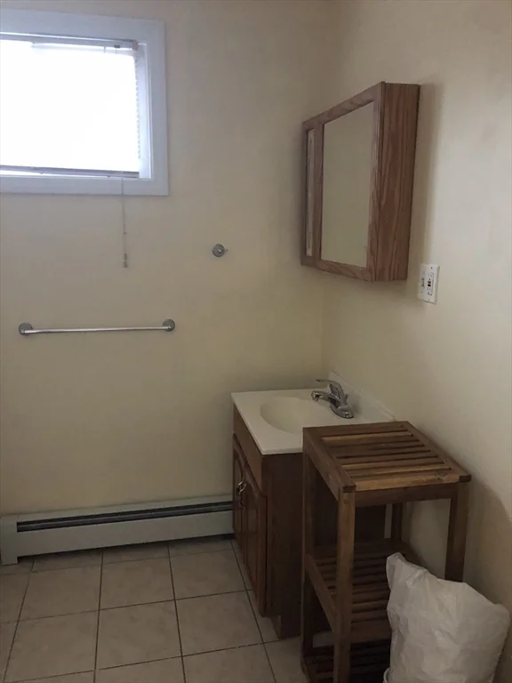 Studio bed, 1 bath apartment for rent at 1686 Massachusetts Ave Unit A, Neighborhood Nine — photo 5 of 6
