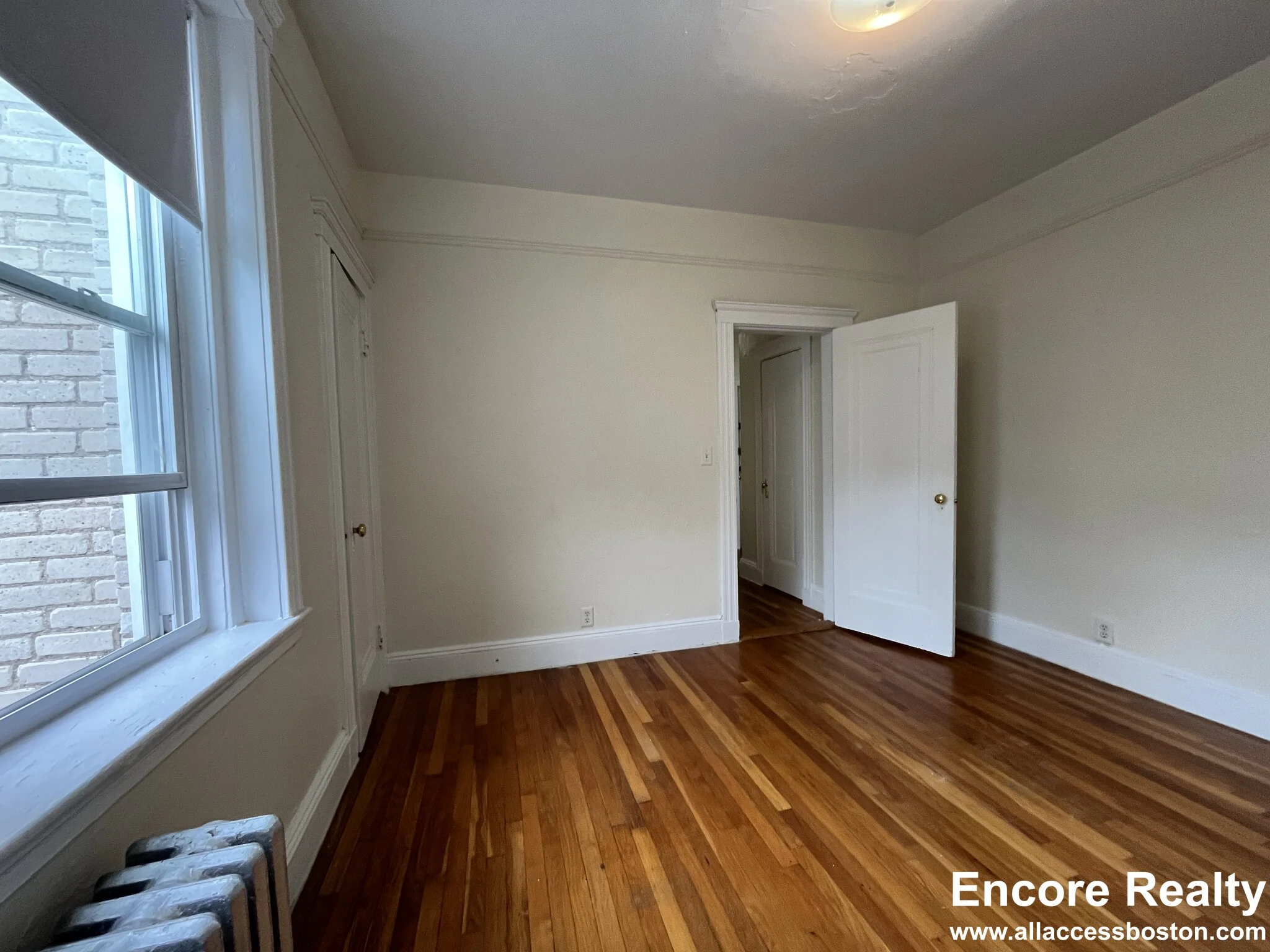 1 bed, 1 bath apartment for rent at 1687 Commonwealth Ave Unit 3, Brighton — photo 4 of 17