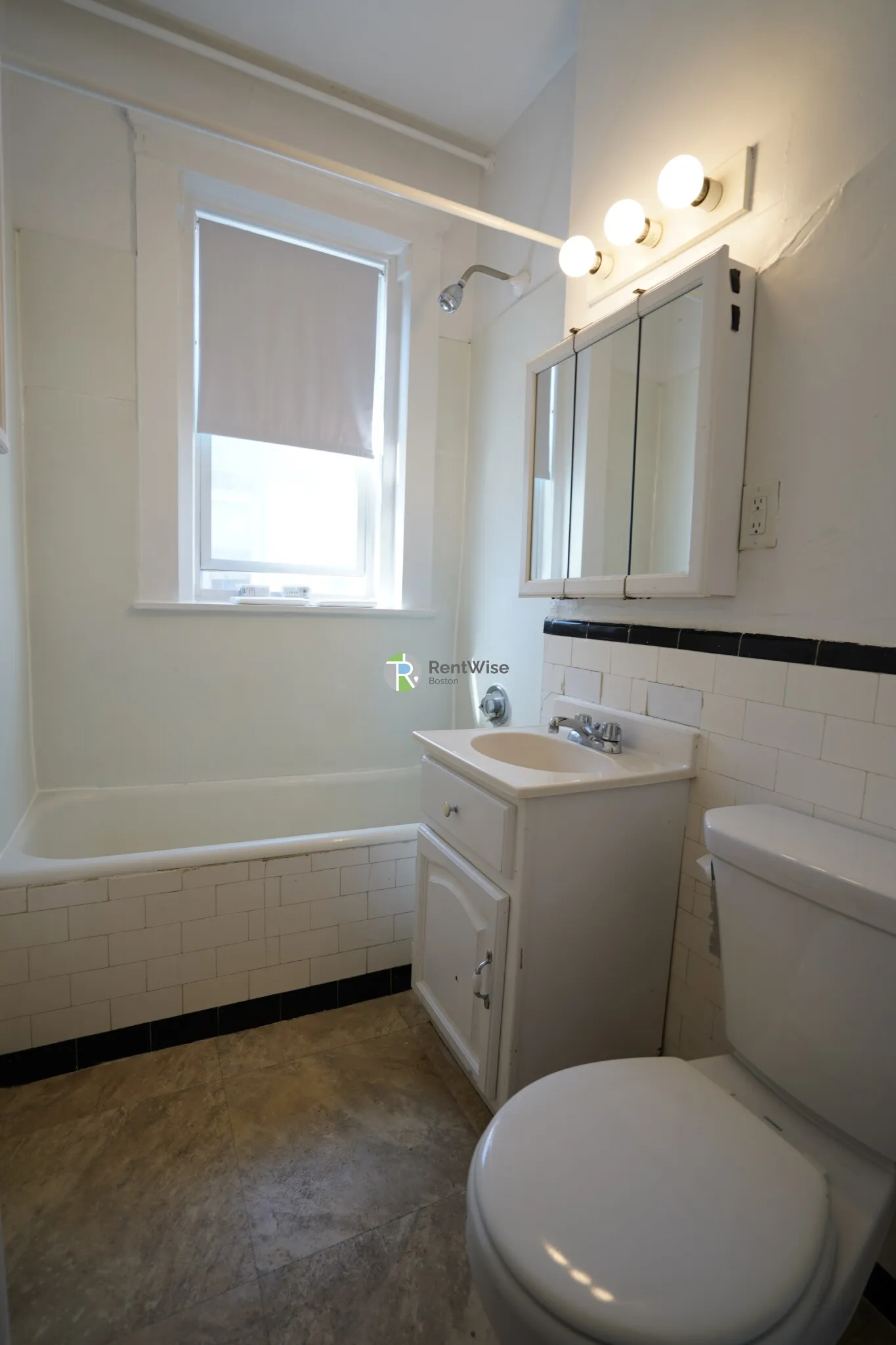 1 bed, 1 bath apartment for rent at 1687 Commonwealth Ave Unit 32-1, Brighton — photo 7 of 15