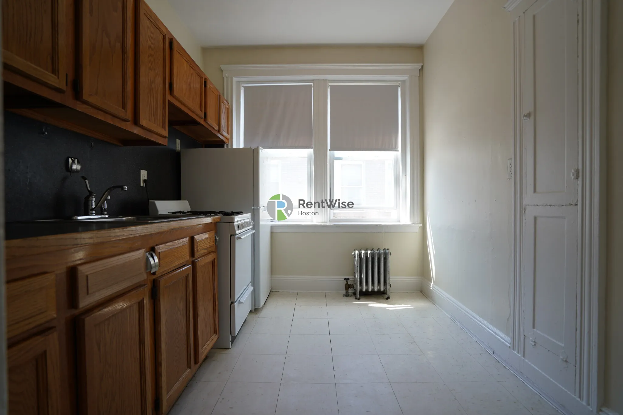 1 split bed, 1 bath apartment for rent at 1687 Commonwealth Ave Unit 32, Brighton — photo 4 of 13