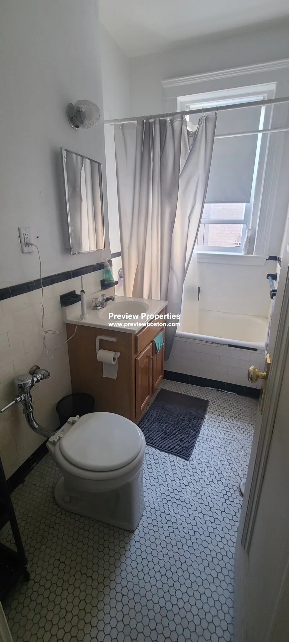 1 bed, 1 bath apartment for rent at 1687 Commonwealth Ave Unit 32, Brighton — photo 7 of 12