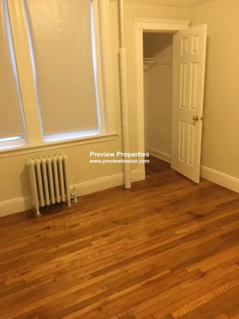 1 bed, 1 bath apartment for rent at 1687 Commonwealth Ave Unit 8P, Brighton — photo 4 of 6