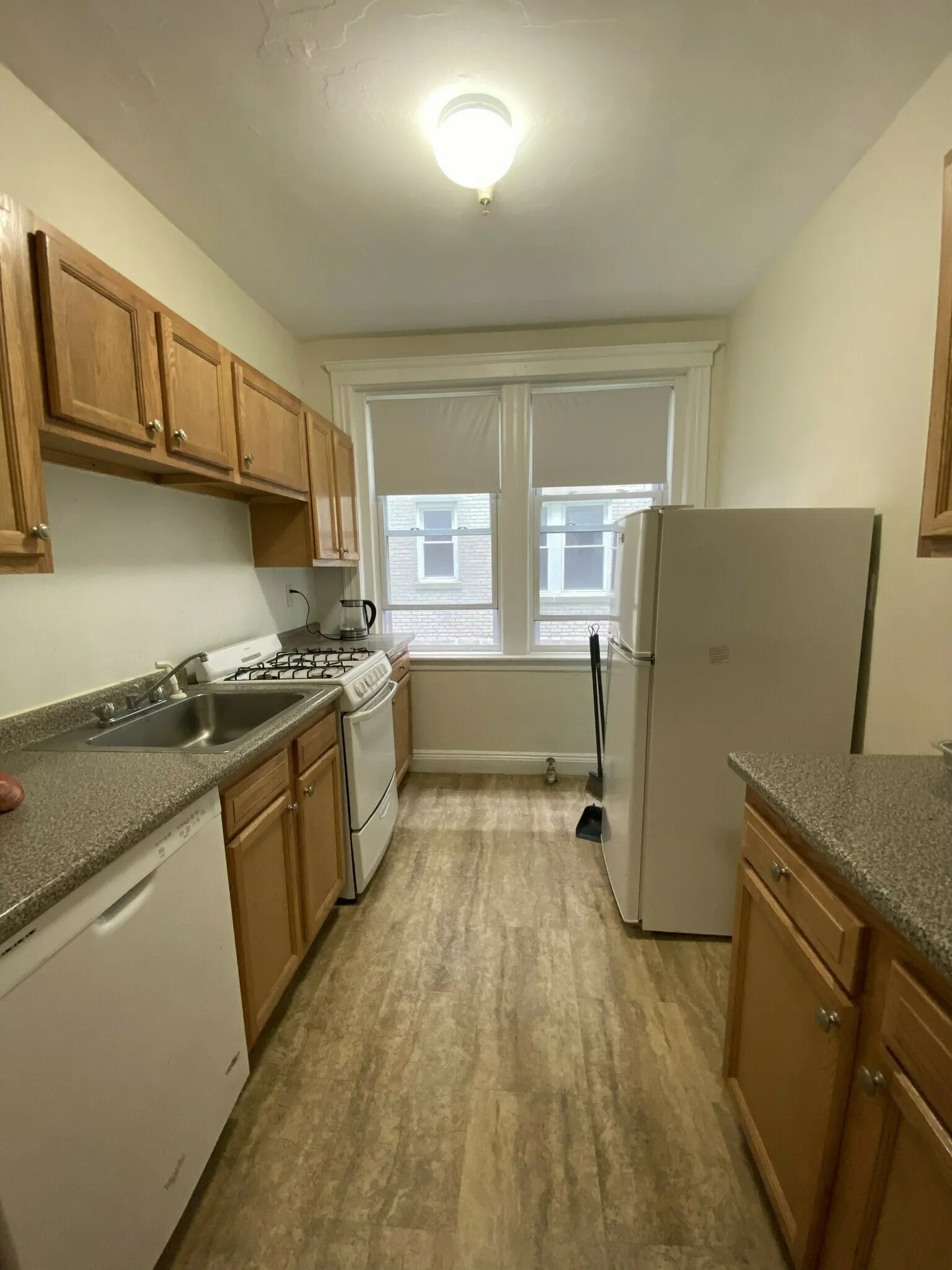 1 bed, 1 bath apartment for rent at 1687 Commonwealth Ave Unit 8P, Brighton — photo 6 of 6