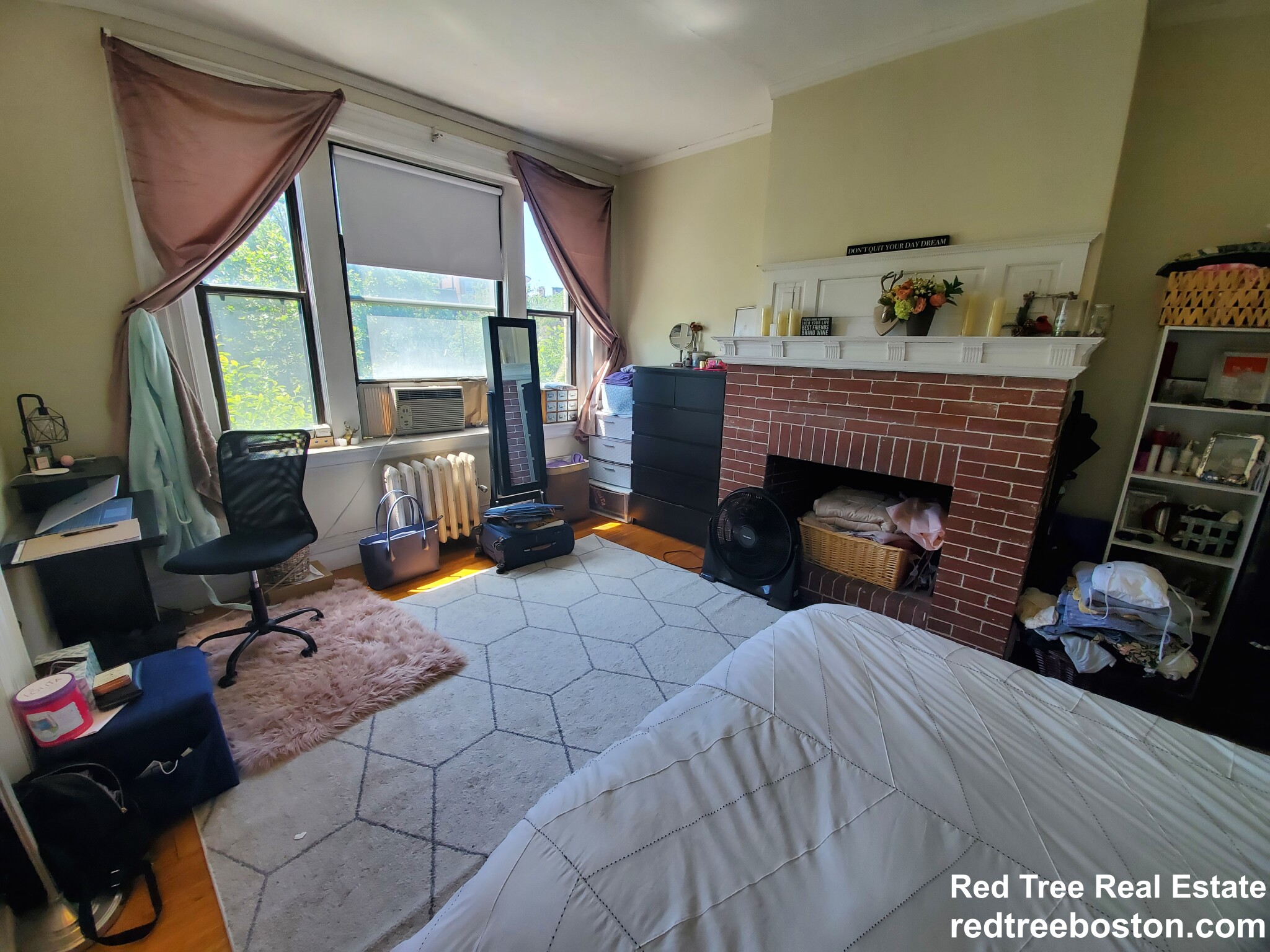 2 bed, 1 bath apartment for rent at 1688 Beacon St Unit 10, Brookline — photo 7 of 17