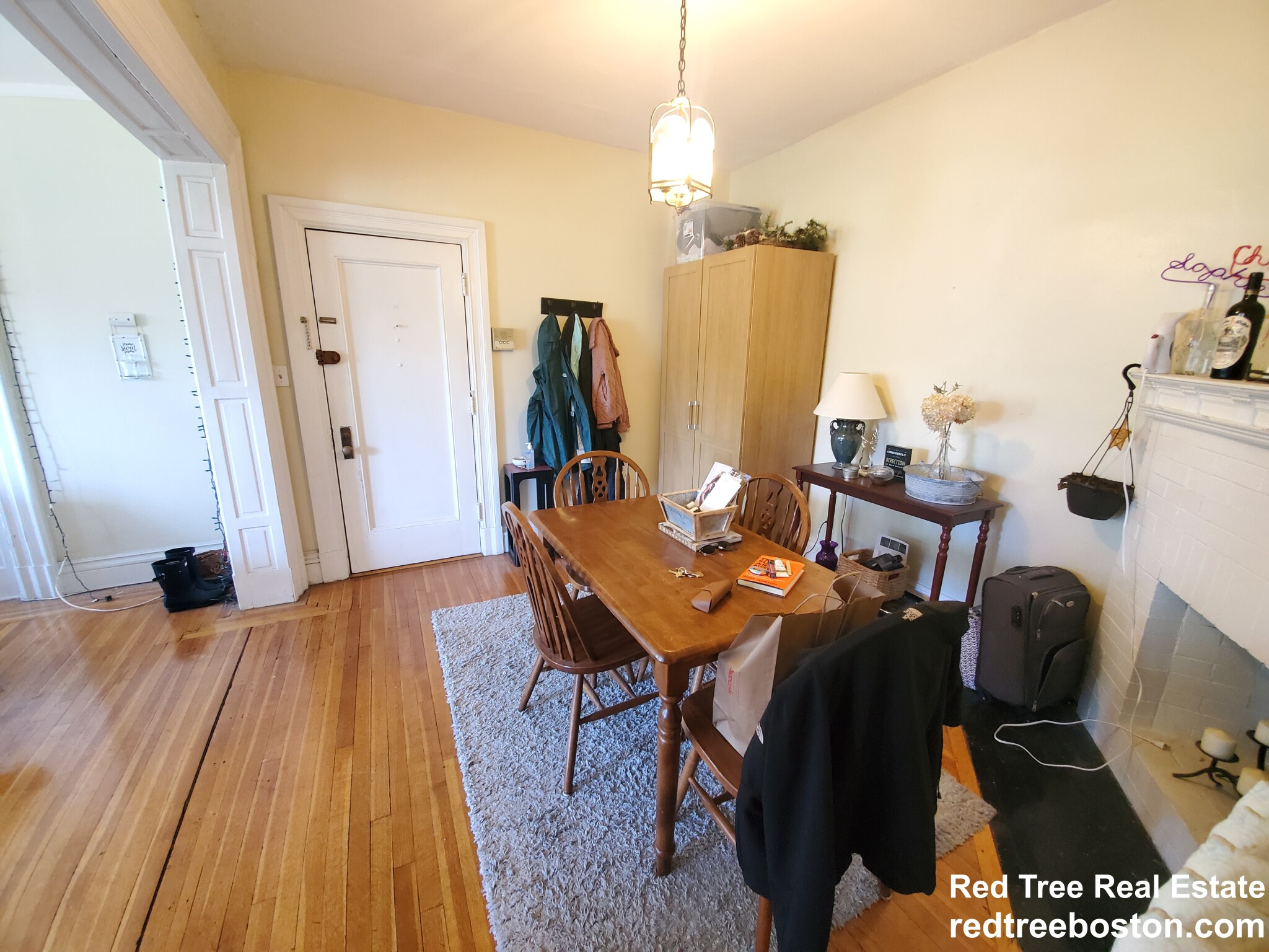 2 bed, 1 bath apartment for rent at 1688 Beacon St Unit 10, Brookline — photo 5 of 17