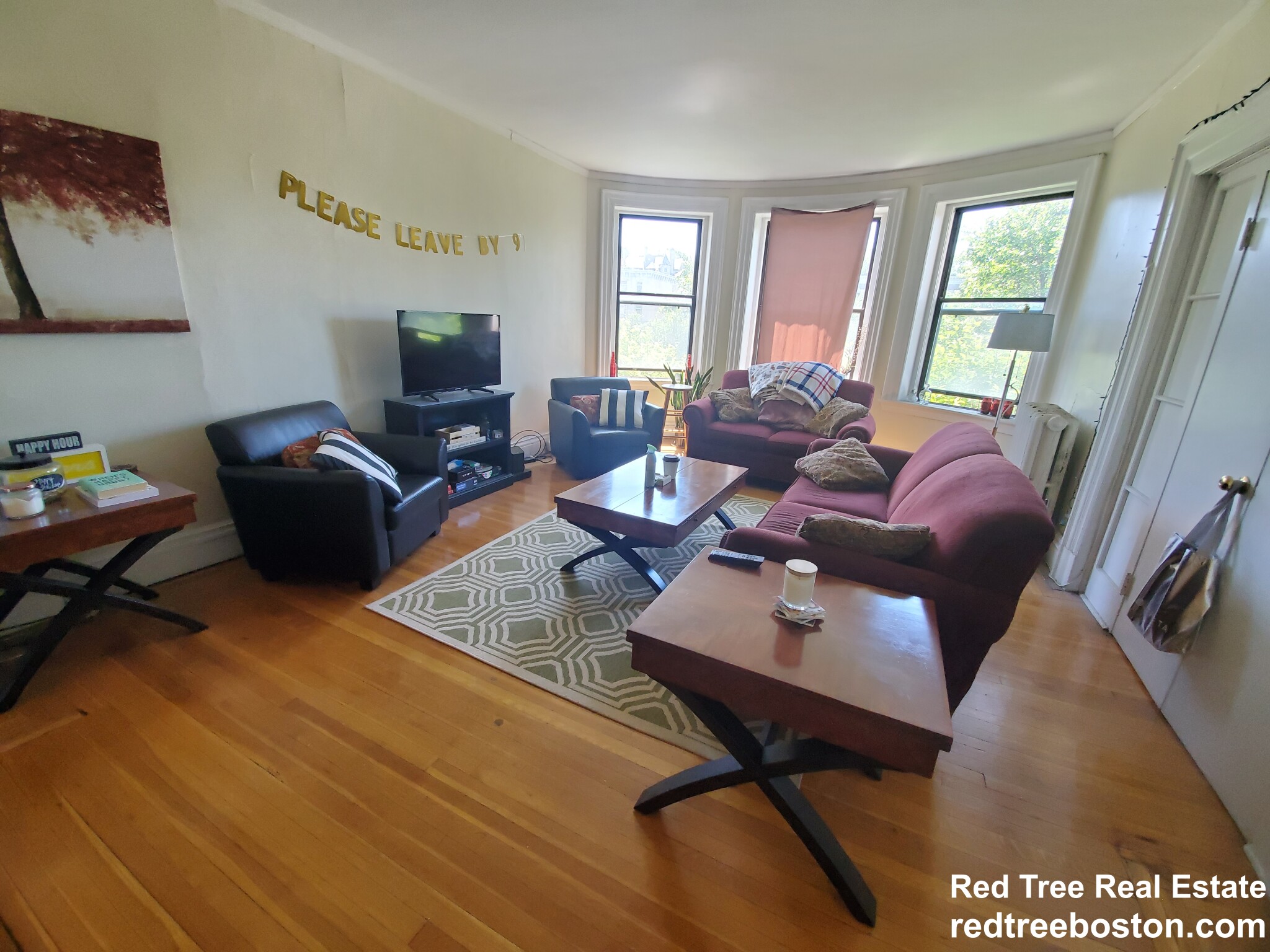 2 bed, 1 bath apartment for rent at 1688 Beacon St Unit 10, Brookline — photo 1 of 17