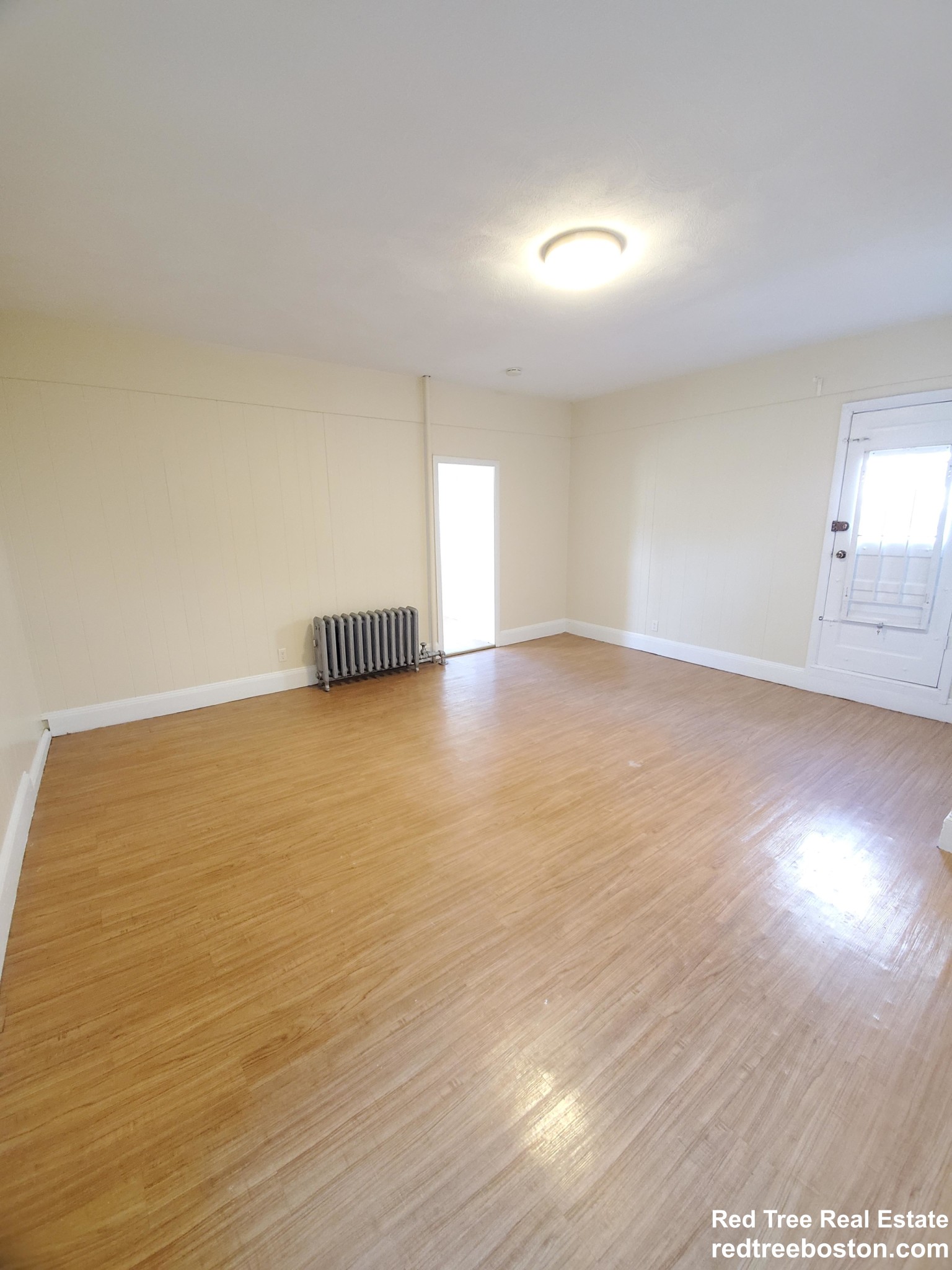 1 bed, 1 bath apartment for rent at 1688 Beacon St Unit 15, Brookline — photo 1 of 6