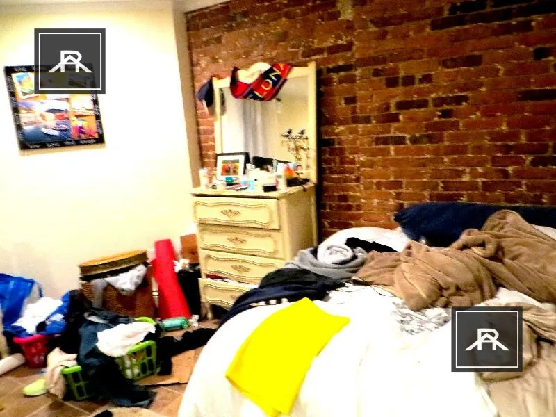 2 bed, 1 bath apartment for rent at 1689 Beacon St Unit 4, Aspinwall Hill — photo 8 of 11