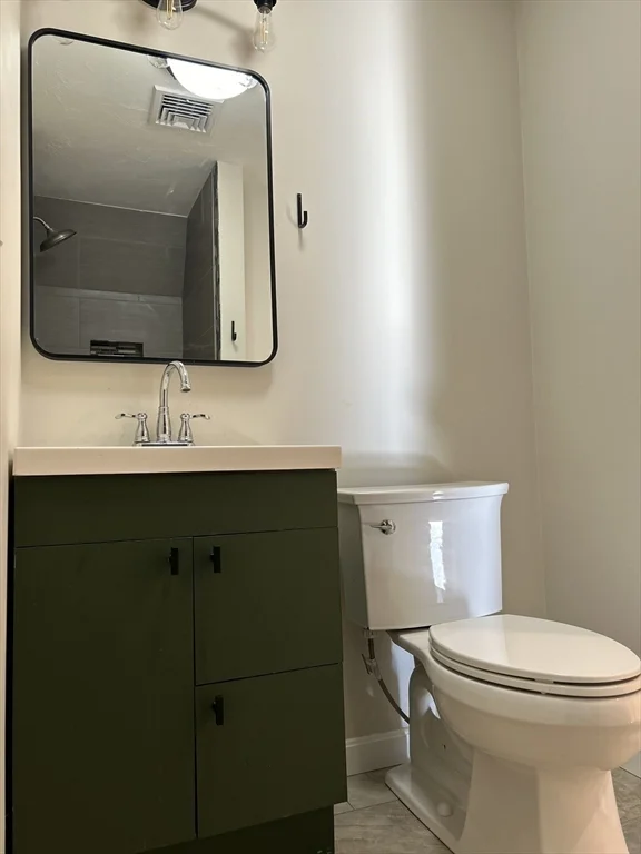3 bed, 2 bath apartment for rent at 1689 Diamond Hill Rd, Cumberland — photo 11 of 21